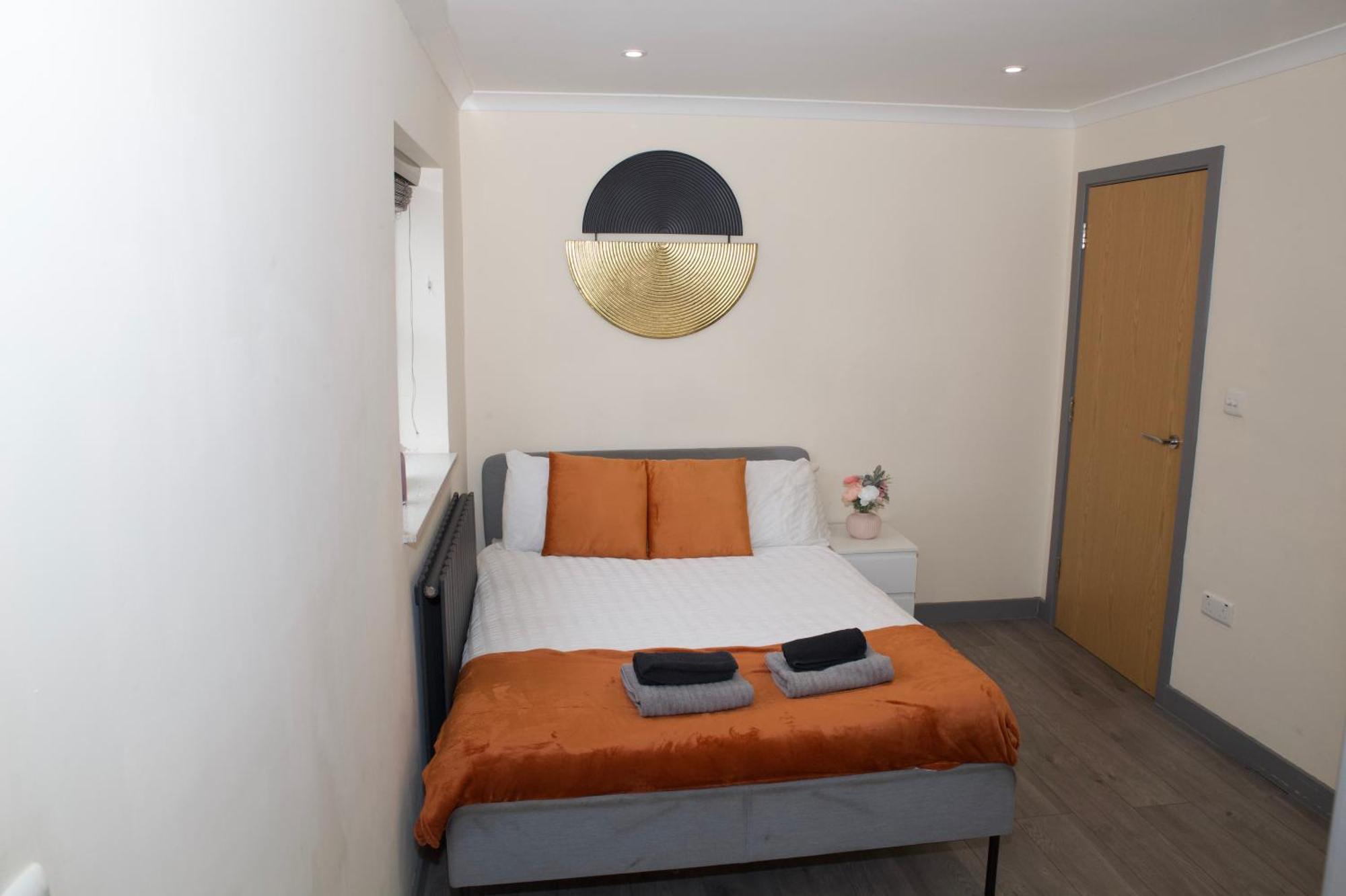 Appartement Spacious Modern 2 Bed Flat In Centre *